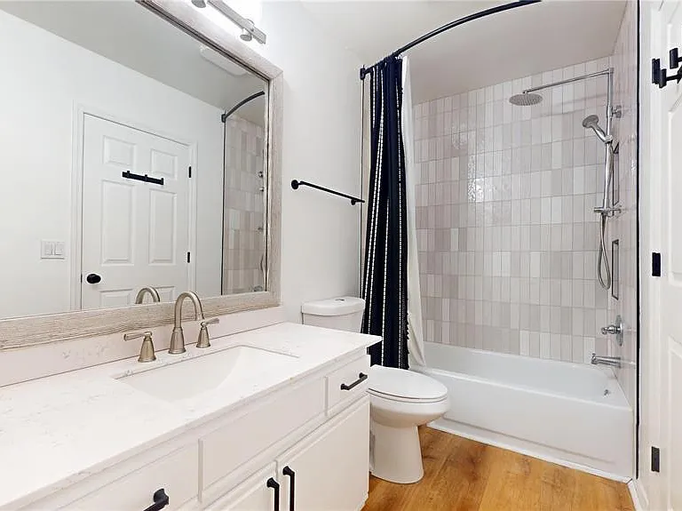 315 S Edison Ave #15 — Photo 23