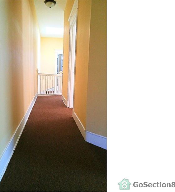 2nd image of 1025 Poplar Grove St