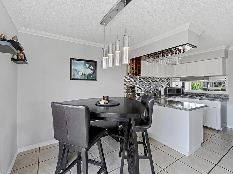 8211 Katy Fwy #44 — Photo 3