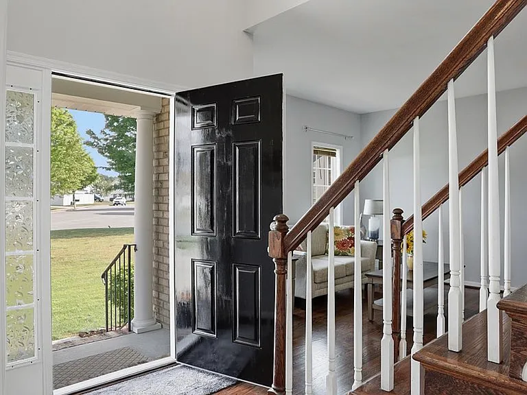2288 Thomas Kenney Dr — Photo 2