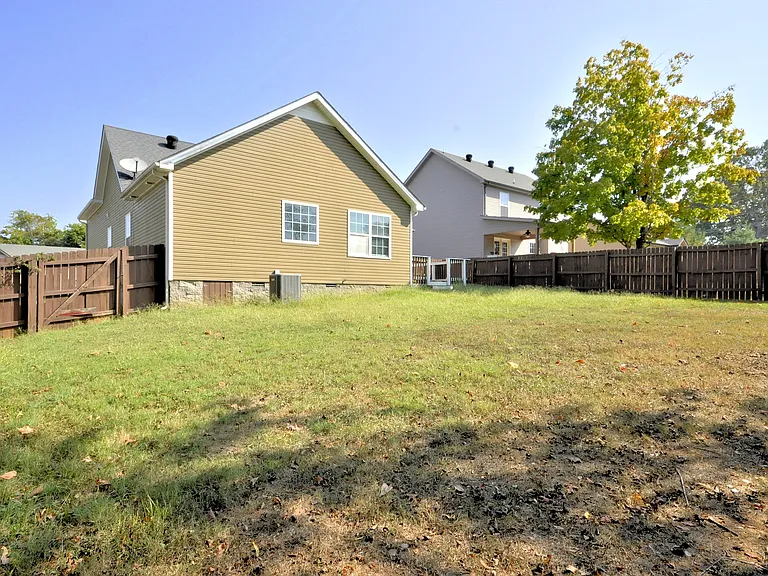 404 Leslie Wood Dr — Photo 51