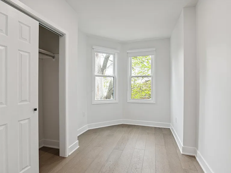 36 Park St #2 — Photo 3