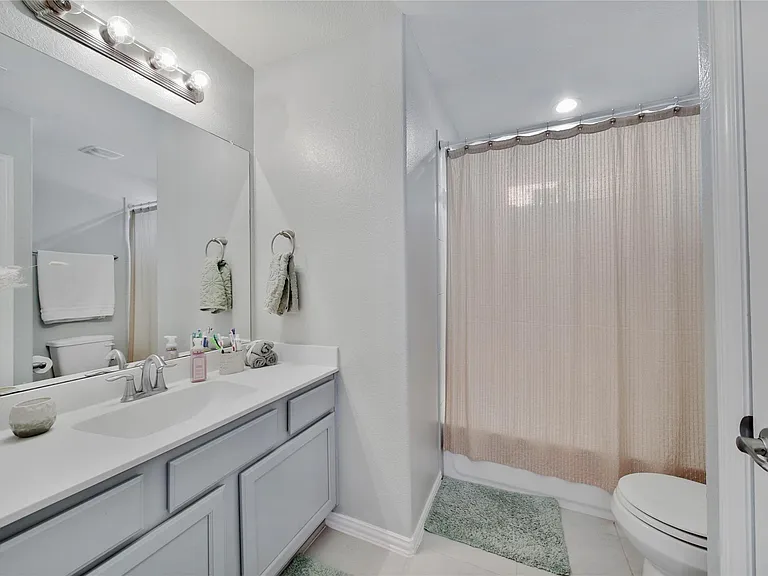 26028 Hasting Ridge Ln — Photo 39