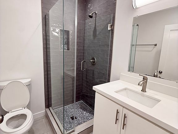3rd image of 1213 1/2 W 24th St