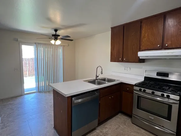 227 N Kodiak St APT C, Anaheim, CA 92807
