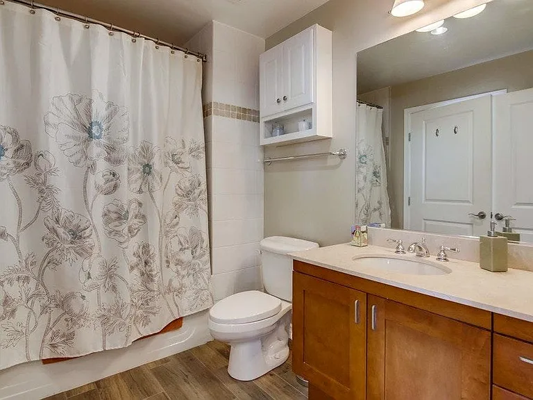 475 Redwood St #404 — Photo 29