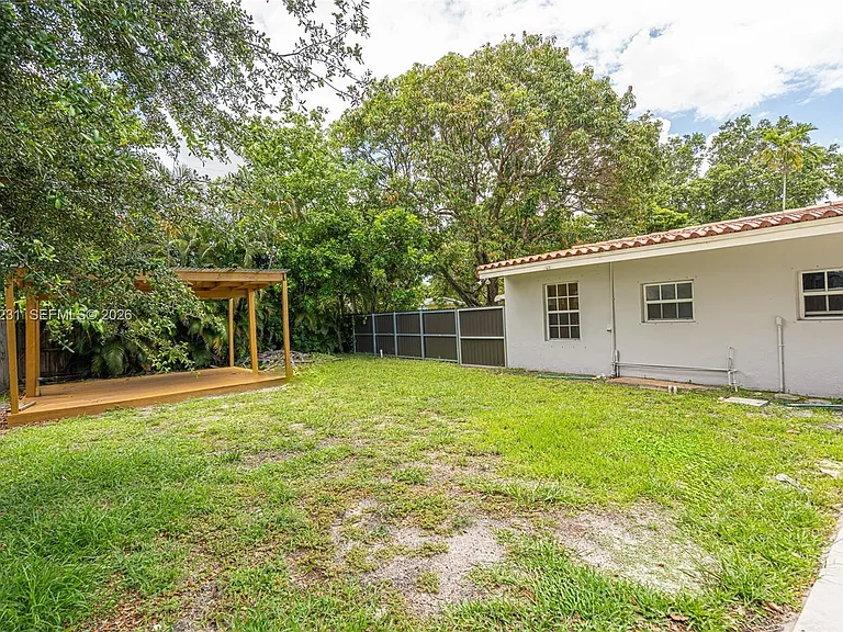 5613 Pierce St — Photo 65