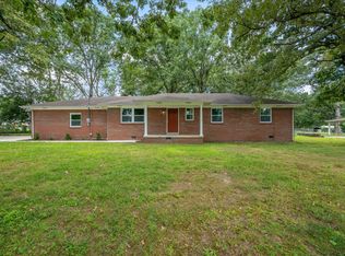 802 Lowry St, Manchester, TN 37355