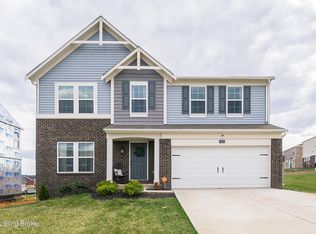 8602 Loyal Dr, Louisville, KY 40229