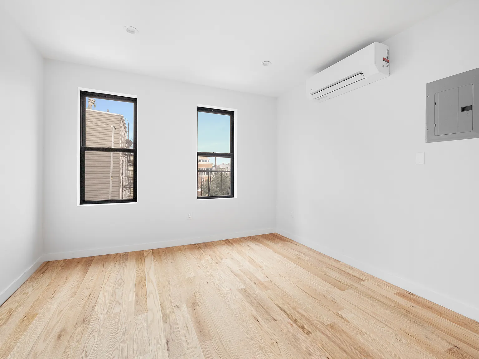 148 Norman Avenue — Photo 2