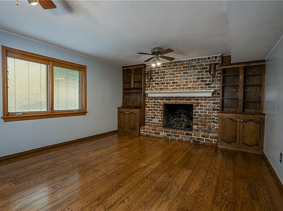 4th image of 3620 Mimosa Ct