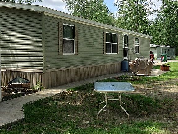 4th image of 13 Bernwood Dr