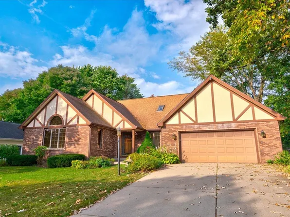 480 Linden St, Verona, WI 53593