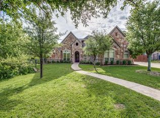1397 Briar Crossing Dr, Decatur, TX 76234