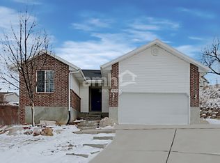 1038 E 3400 N, Layton, UT 84040