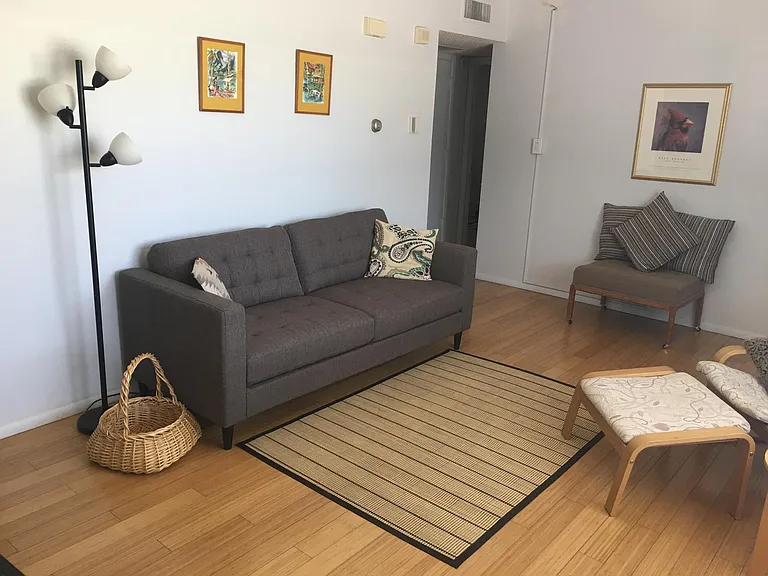 E Blacklidge Dr — Photo 7