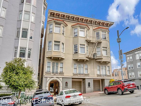 3rd image of 1304 Lombard St APT 11