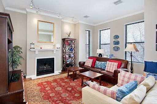 2nd image of 2541 N Racine Ave #2A