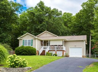 4405 Wrenn Forrest Dr, North Dinwiddie, VA 23803