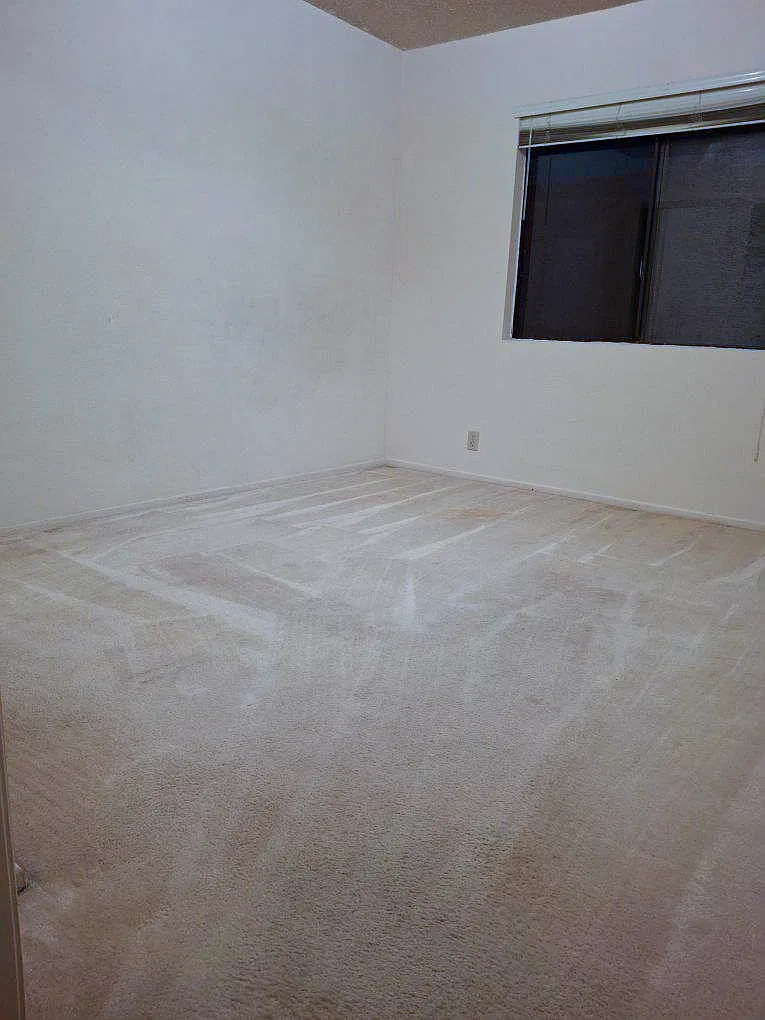 4 bed, 1800 sqft, $800 — Photo 2