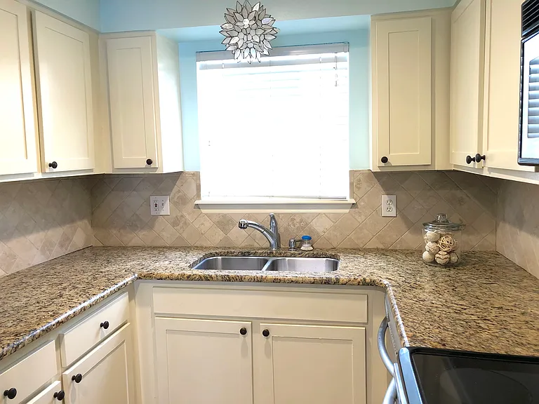 3100 Cole Ave #111 — Photo 7