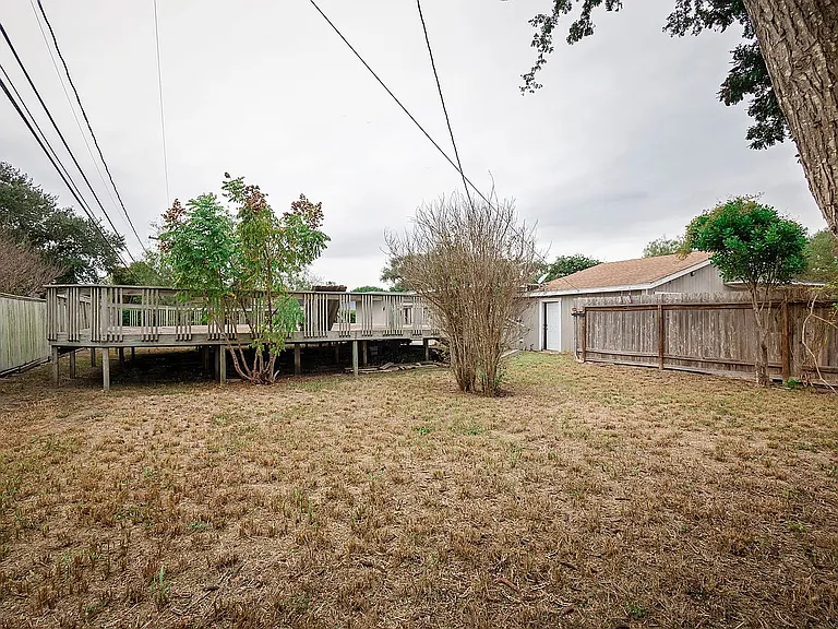 6033 Rio Vista Ave — Photo 10