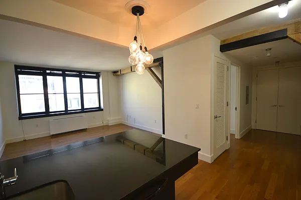 Rented by Bold New York | media 63