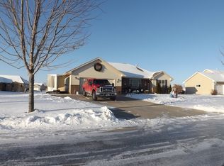 3658 May Ln, De Pere, WI 54115