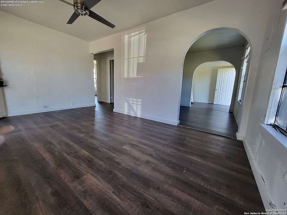 1st image of 202 TAMPA AVE