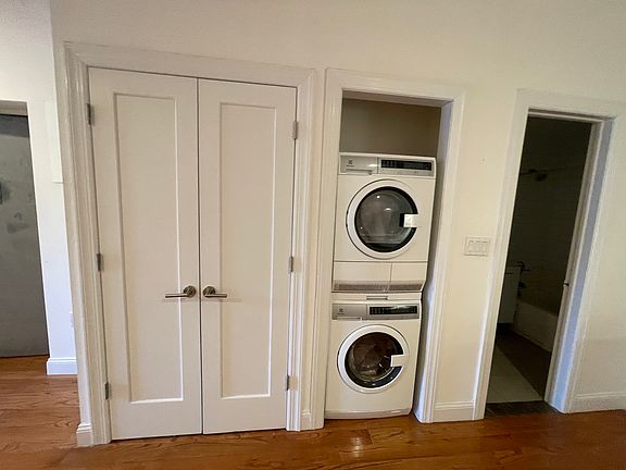 3rd image of 2285 Adam C Powell Blvd #3S
