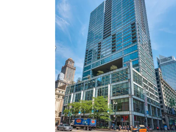 8 E Randolph St, Chicago, IL