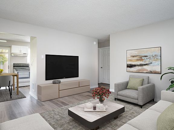 Ivy Terrace | Living Room