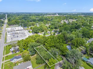 1017 N Davies Ave, Springfield, MO 65802