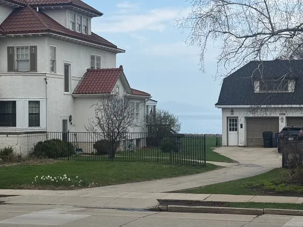 1722 Wisconsin Ave #1, Racine, WI 53403