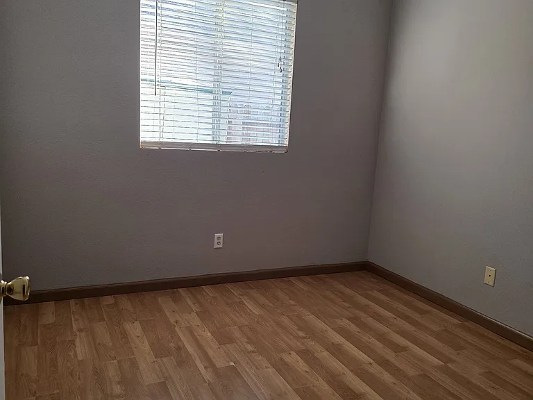 9142 Bramwell Way — Photo 9
