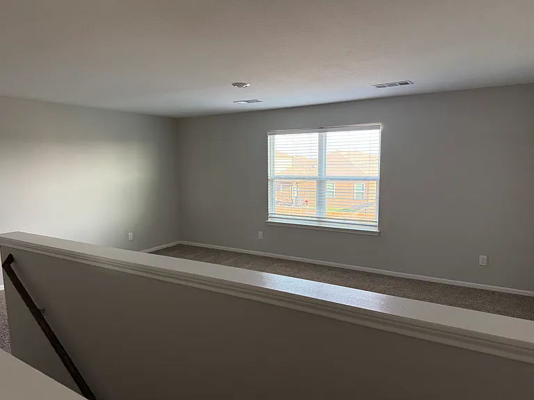 105 Declaration Ln — Photo 17