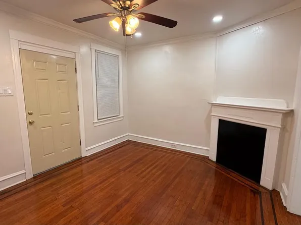 2142 Carver St, Philadelphia, PA 19124