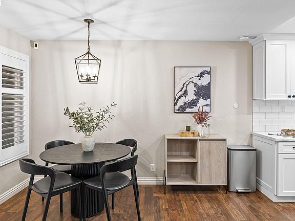 5th image of 2724 Oak Rd APT 88