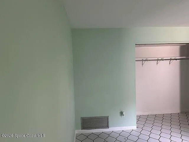 305 Marlin Dr S — Photo 8