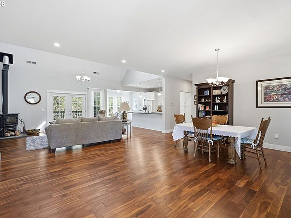 5th image of 85069 Ridgetop Dr