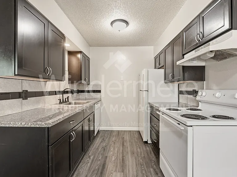 1611 W. 6th Ave — Photo 56