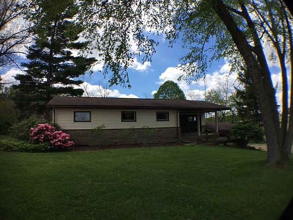 2nd image of 2916 Township Road 749