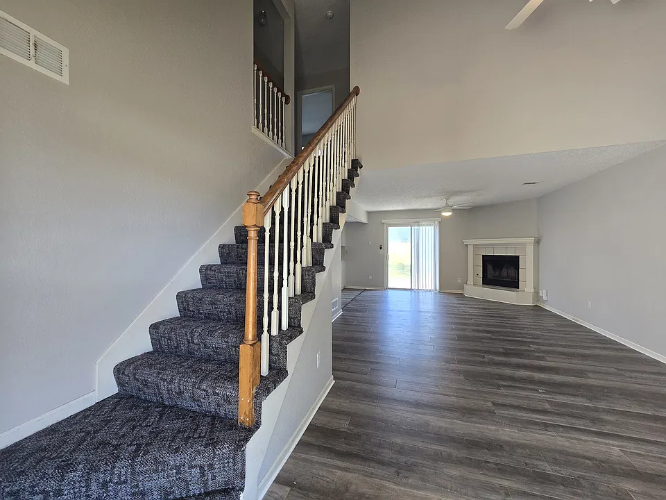 449 Spring Ave