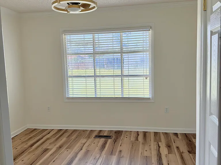 611 Ledgedale Cir — Photo 24