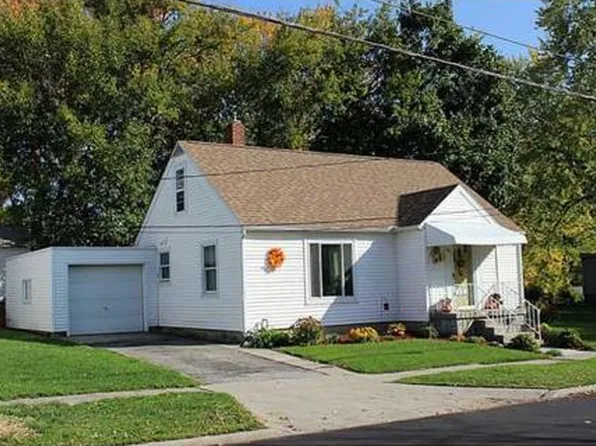 211 S Portland St, Bryan, OH 43506