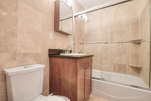 Rented by Oxford Property Group | media 23