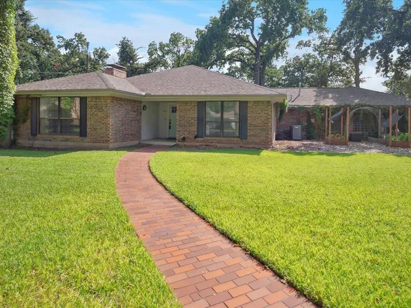 300 Inner Cir, Irving, TX 75060