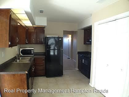 1st image of 3451 Woodburne Dr