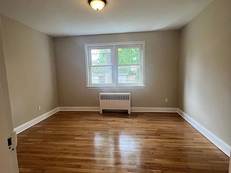 Blair Beacon Apartment Homes — Photo 37