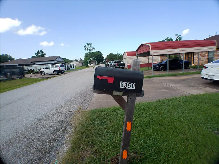 6350 Crestside Dr — Photo 27